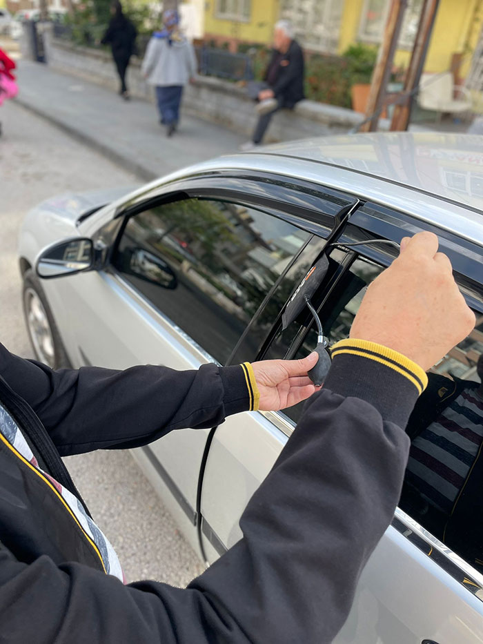 Selendi Oto Kilitçisi